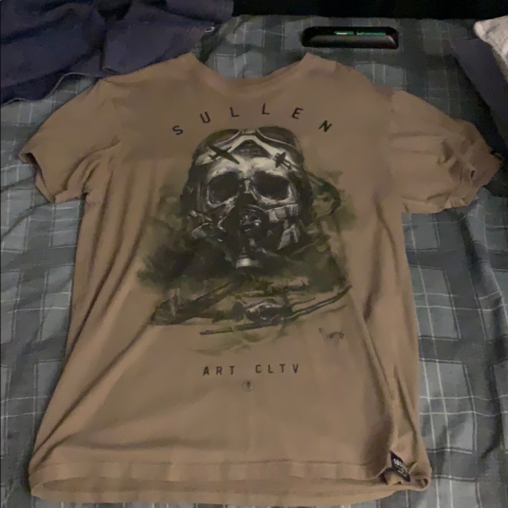 Sullen Tee